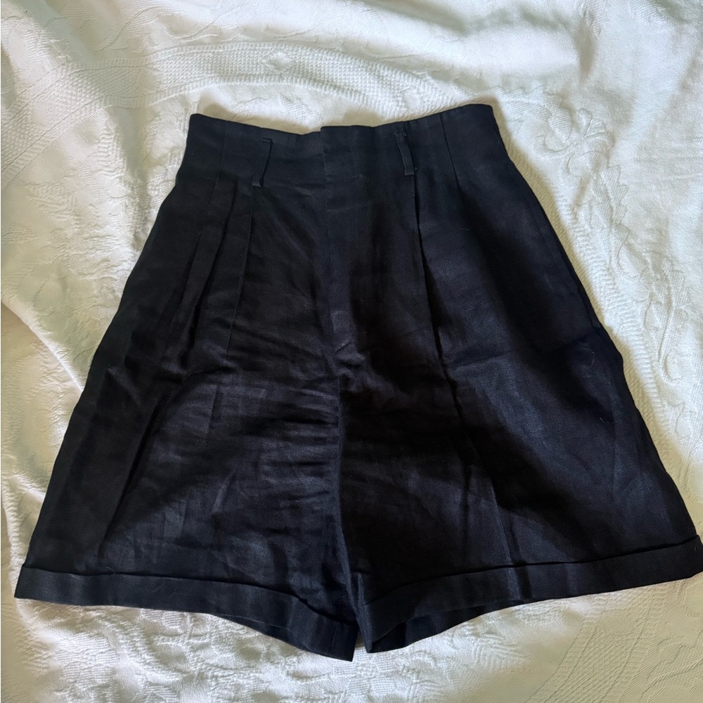VINTAGE Neiman Marcus 100% Linen High Waist Black Shorts